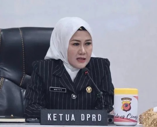 WhatsApp Image 2025 10 06 at 23.44.09