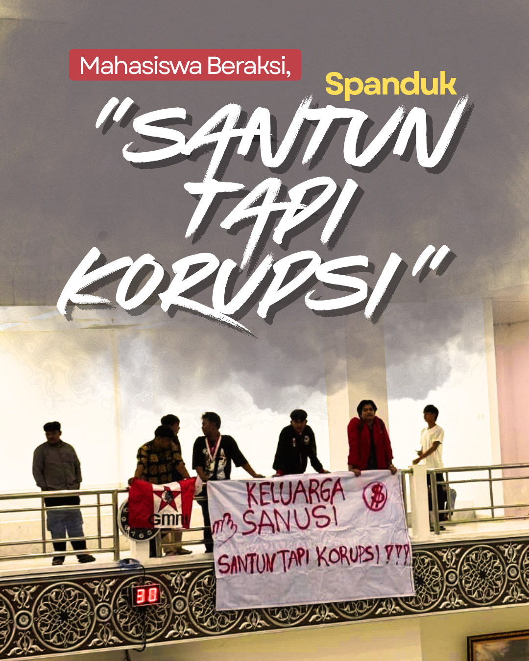 Mahasiswa Beraksi Spanduk Santun tapi Korupsi Dibentangkan saat Bupati Cianjur Naik Podium Sidang Paripurna DPRD